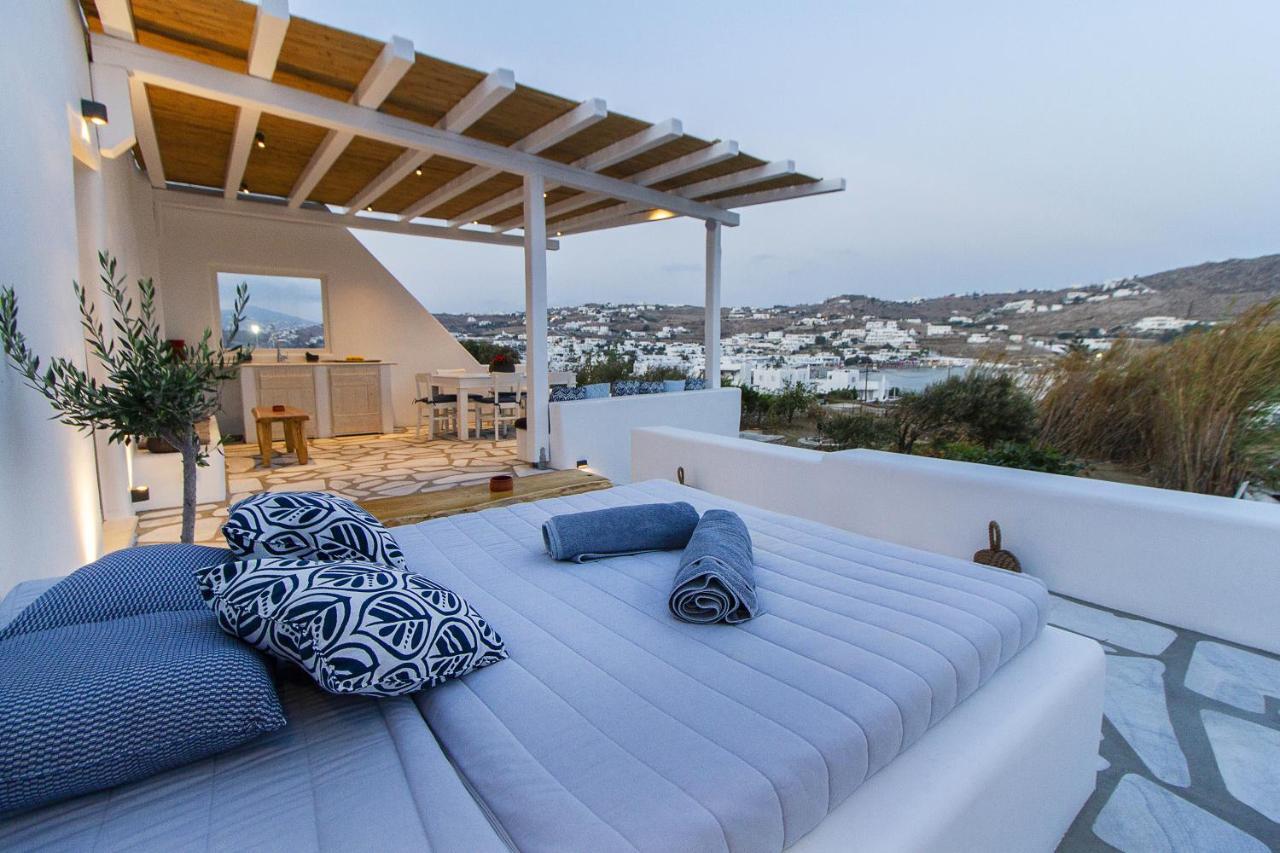 Kostantis Summer And Ornos (Mykonos)